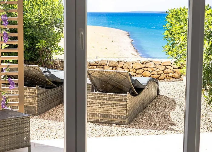 Blauer Horizont Povljana